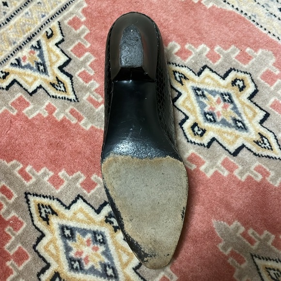 Lanvin Black Low Heel Women’s Shoe size 6 1/2 - Picture 11 of 14